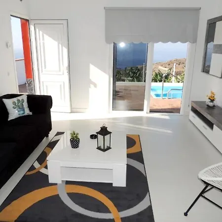 2 Bedrooms House With Sea View Shared Pool And Furnished Terrace At Santiago Del Teide 3 Km Away From The Beach 別荘