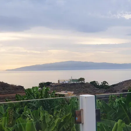 別荘 2 Bedrooms House With Sea View Shared Pool And Furnished Terrace At Santiago Del Teide 3 Km Away From The Beach